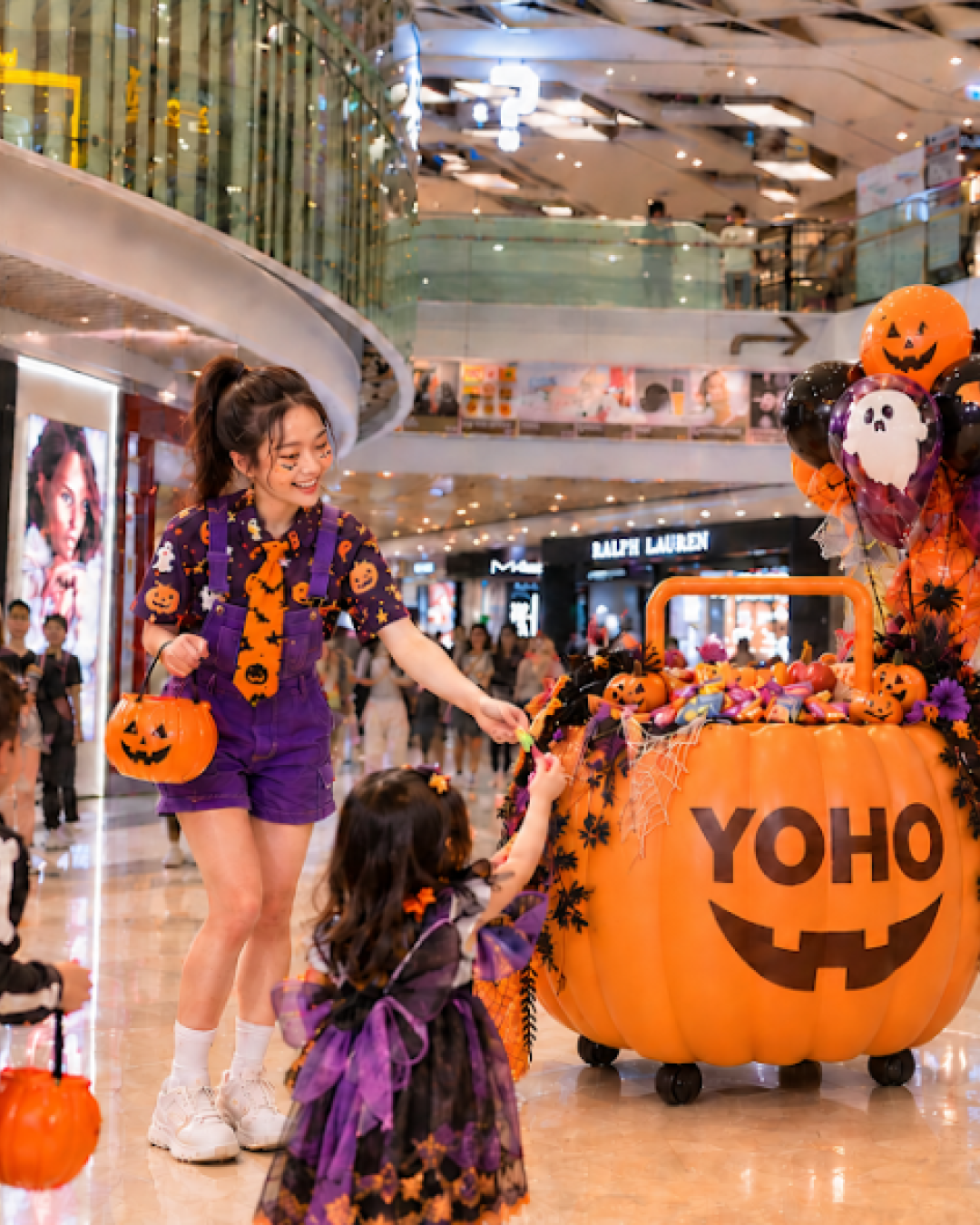 YOHO MALL萬聖節嘩鬼狂歡祭！50人巡遊/5大打卡位/半價餐飲優惠