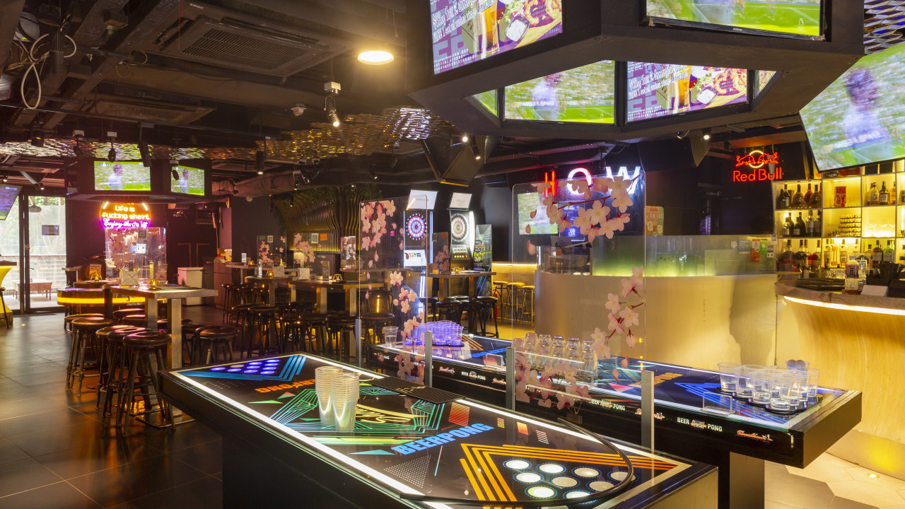尖沙咀酒吧餐廳ShowTime Sports Bar推出世界盃限時優惠！穿比賽當日球衣女士首杯飲品免費／男士半價