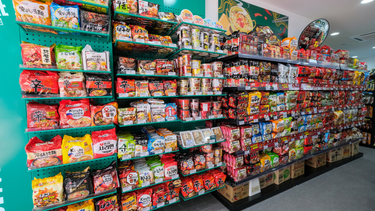 韓式超市潮玩自助煮麵機 40 款韓國即食麵任揀 / 煮麵 $10 包起