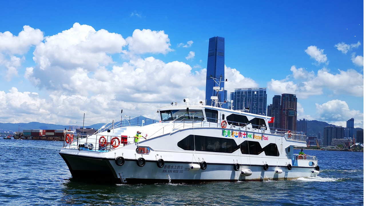 香港水上的士快閃半價優惠！70分鐘維港遊航線體驗全程最平$12起