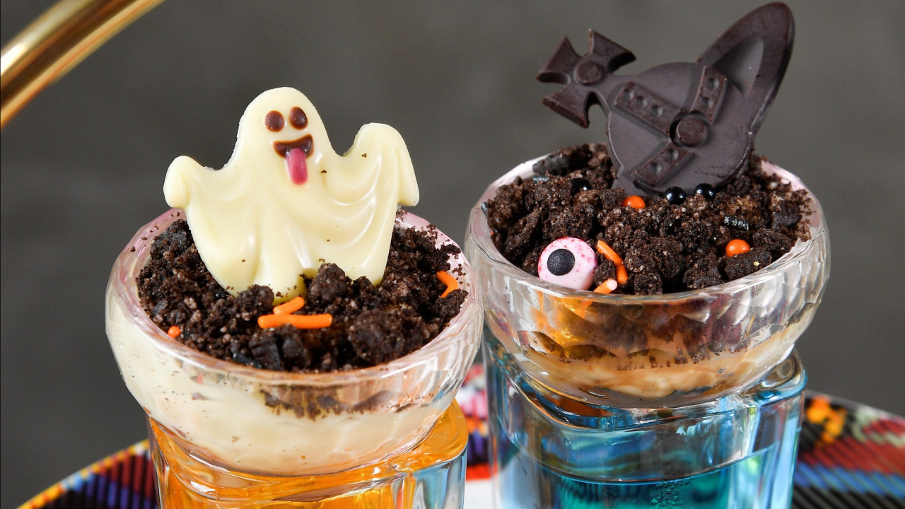 Vivienne Westwood Café全新限定下午茶   歎趣緻造型Tiramisu／蒙布朗朱古力撻／牛油果煙三文魚多士／泰迪熊特飲