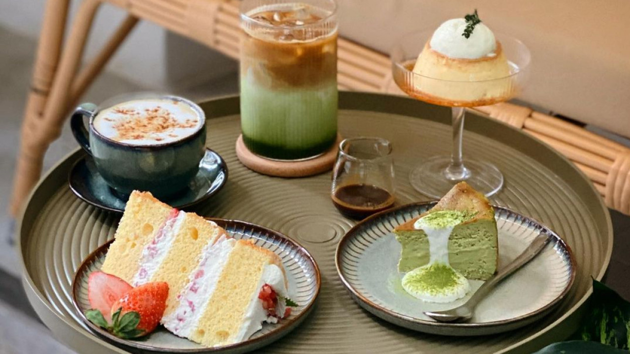 悠閒藤椅打卡位！灣仔新開純白風蛋糕Cafe 小山園抹茶黑糖三層蛋糕／玄米茶巴斯克芝士蛋糕／Espresso焦糖布丁