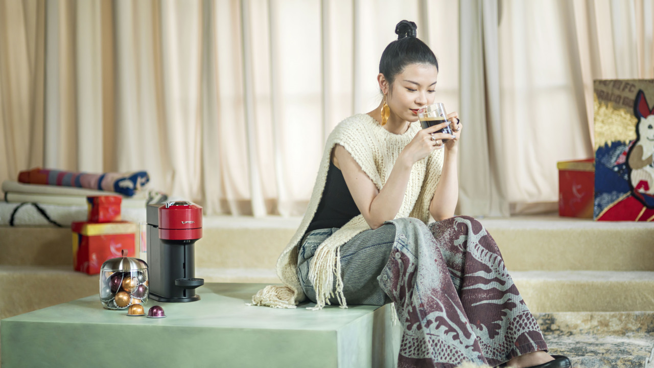 NESPRESSO與著名華人時裝設計師Angel Chen合作推出新春限定系列  新春咖啡特調／賀年送禮組合