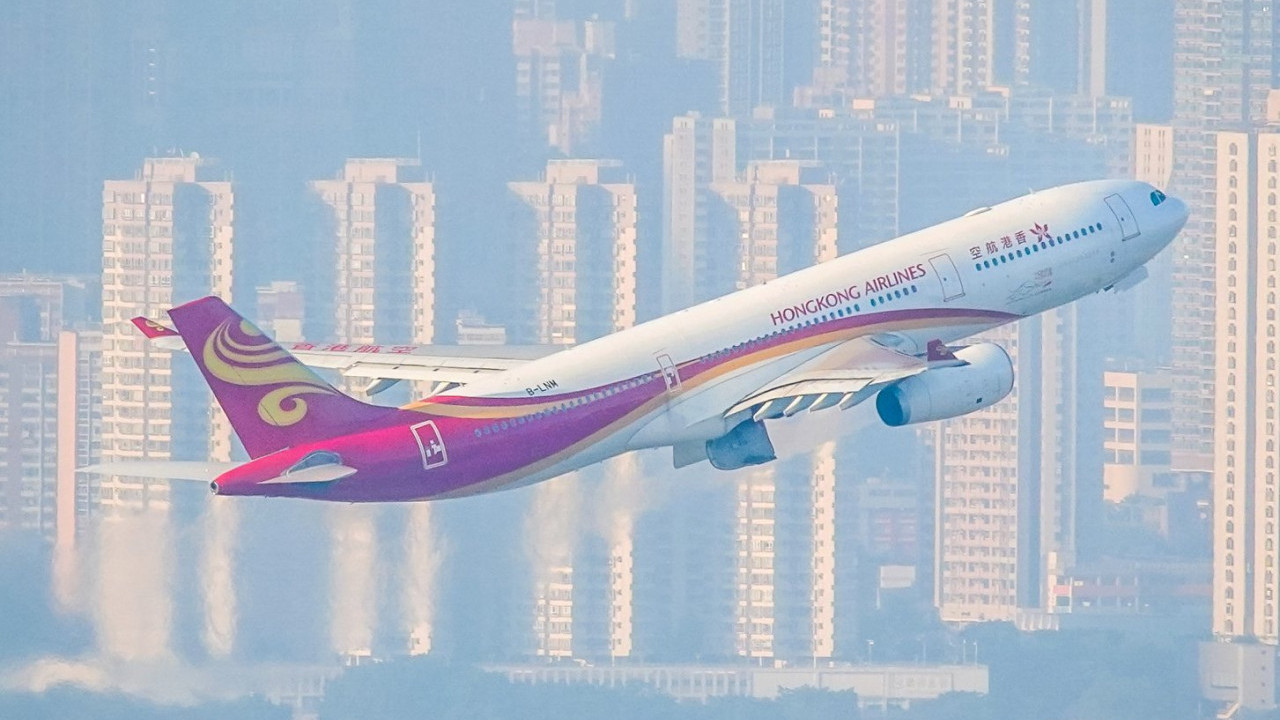 愚人節｜香港航空宣布推「自助機票售賣機」？連稅機票劃一$4.1 專售2小時內起飛航班