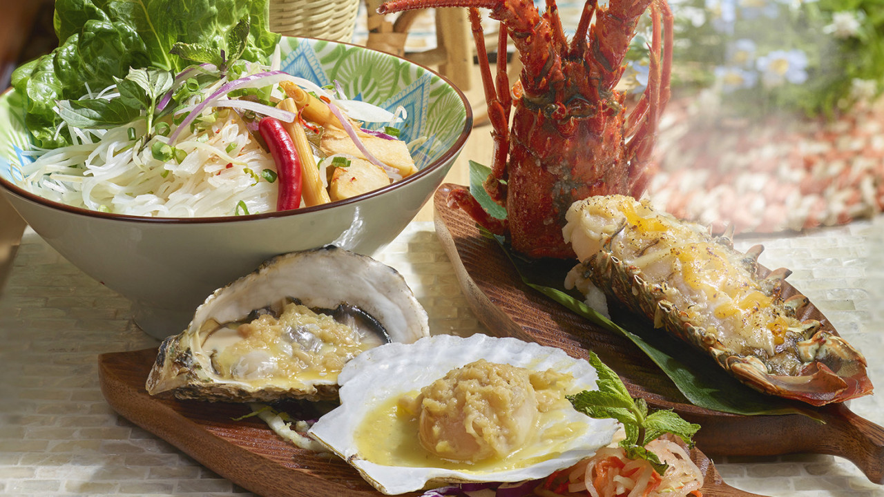 長沙灣新開越南菜餐廳！$68嚐日本A5和牛湯粉／火炙蒜蓉龍蝦牡蠣／流心芝士蝦多士／宵夜串燒啤酒放題