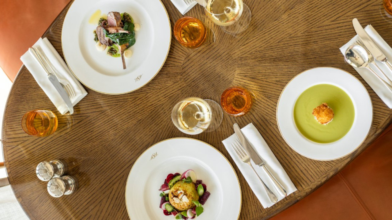 Fortnum & Mason推英式春日限定蘆筍菜式　風乾火腿鮮蘆筍／鮮蘆筍濃湯／鮮蘆筍梳芙厘／輕盈午市套餐