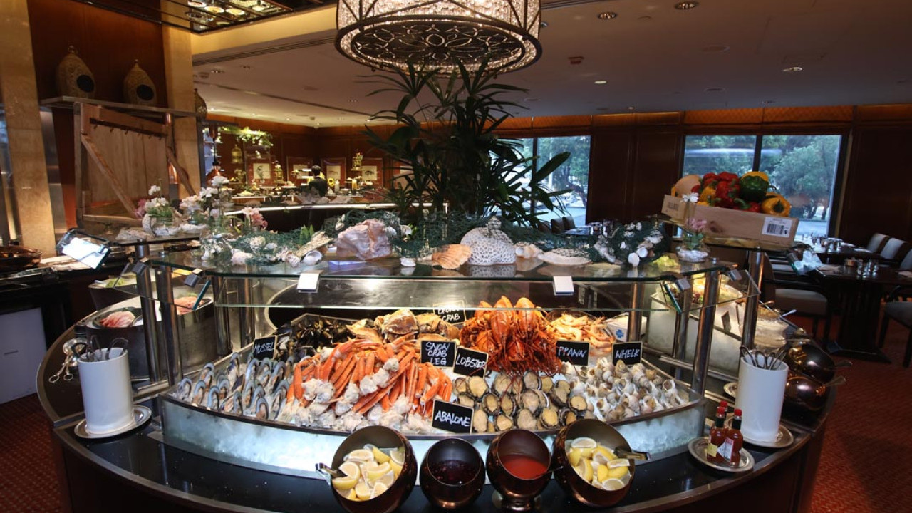 文華東方酒店快船廊 688 元四小時自助餐 / 狂食海鮮 + 燒牛肉 + 文華芝士蛋糕