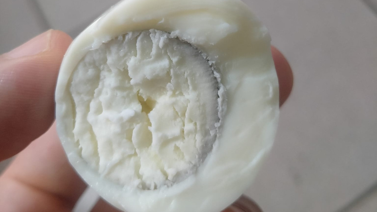 咬開烚蛋驚見白蛋黃 專家分析3原因／味道曝光