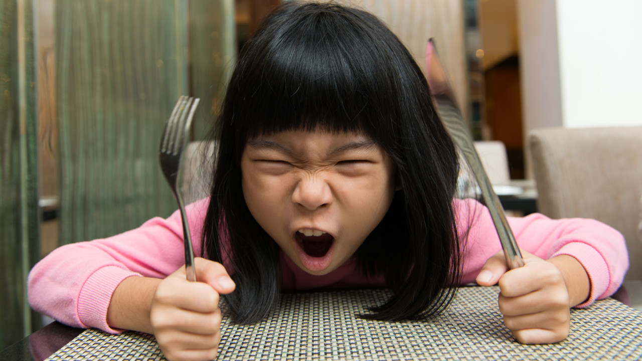 小孩在餐廳尖叫大哭10分鐘 家長挑釁：受不了應該自己離開