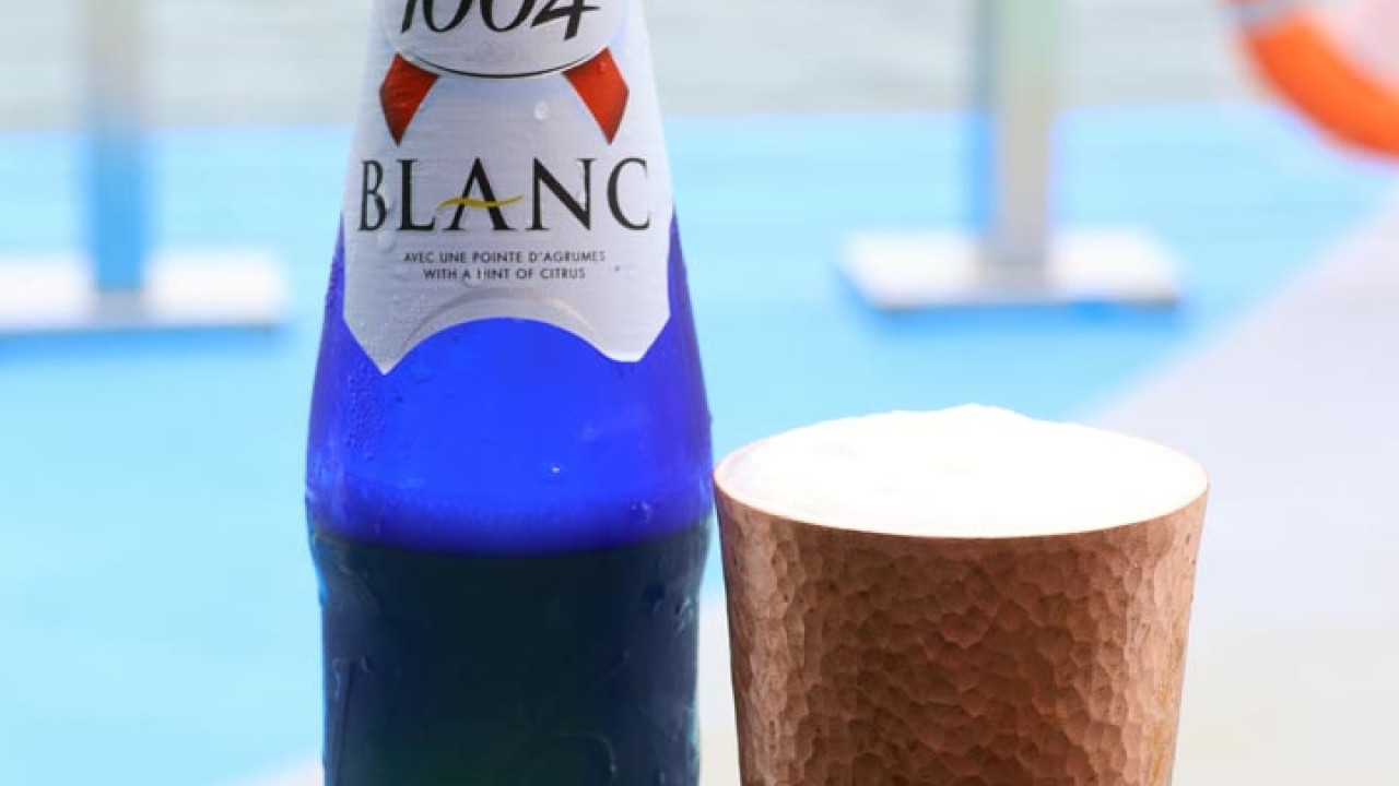 灣仔海濱長廊貨櫃餐廳 鴨仔船陪食多國菜 / 超水準印度咖喱