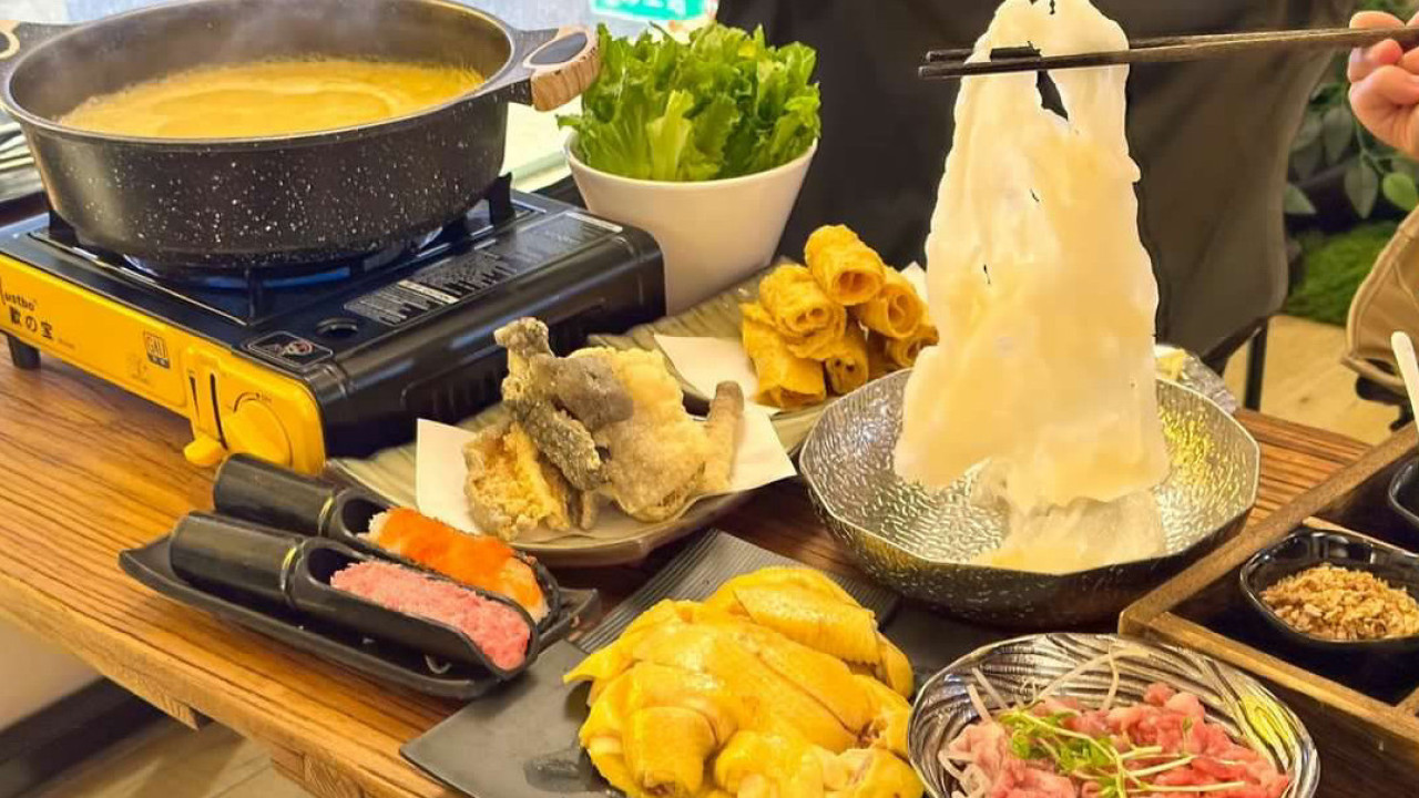 無限時！旺角露營主題火鍋店 濃郁足料厚花膠雞湯／手切騸牯牛／蟹粉蟹肉餃／日本廣島蠔