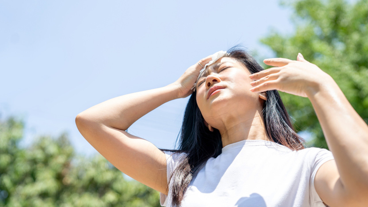 天氣熱中暑怎麼辦？　營養師整合中暑症狀、預防、喝什麼懶人包