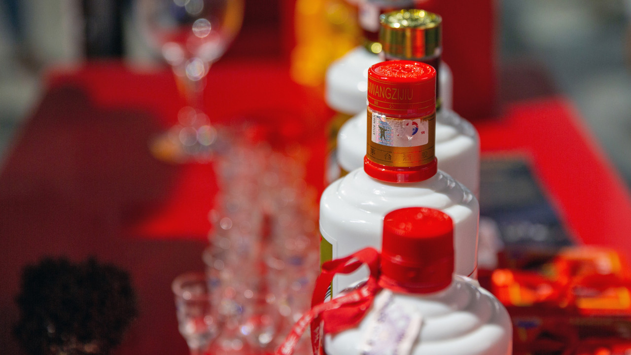 保姆「螞蟻搬家」式偷茅台酒 9個月共偷走163瓶轉售