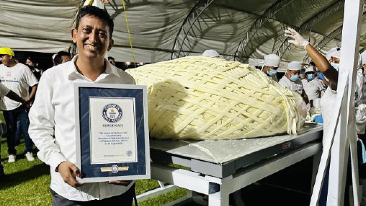 墨西哥超巨型芝士球重達558公斤 刷新健力士世界紀錄