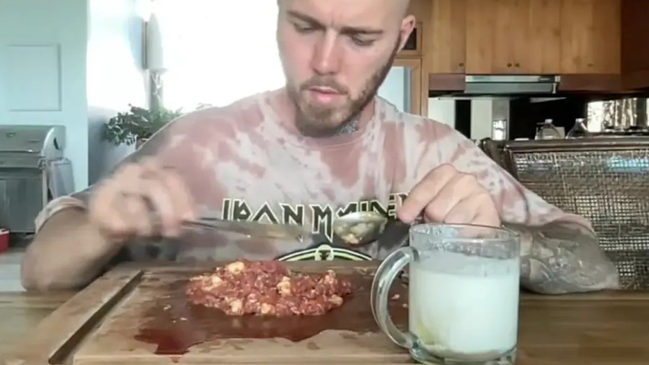 網紅挑戰連續100日食生牛肉 情緒變得穩定／精力更充沛？