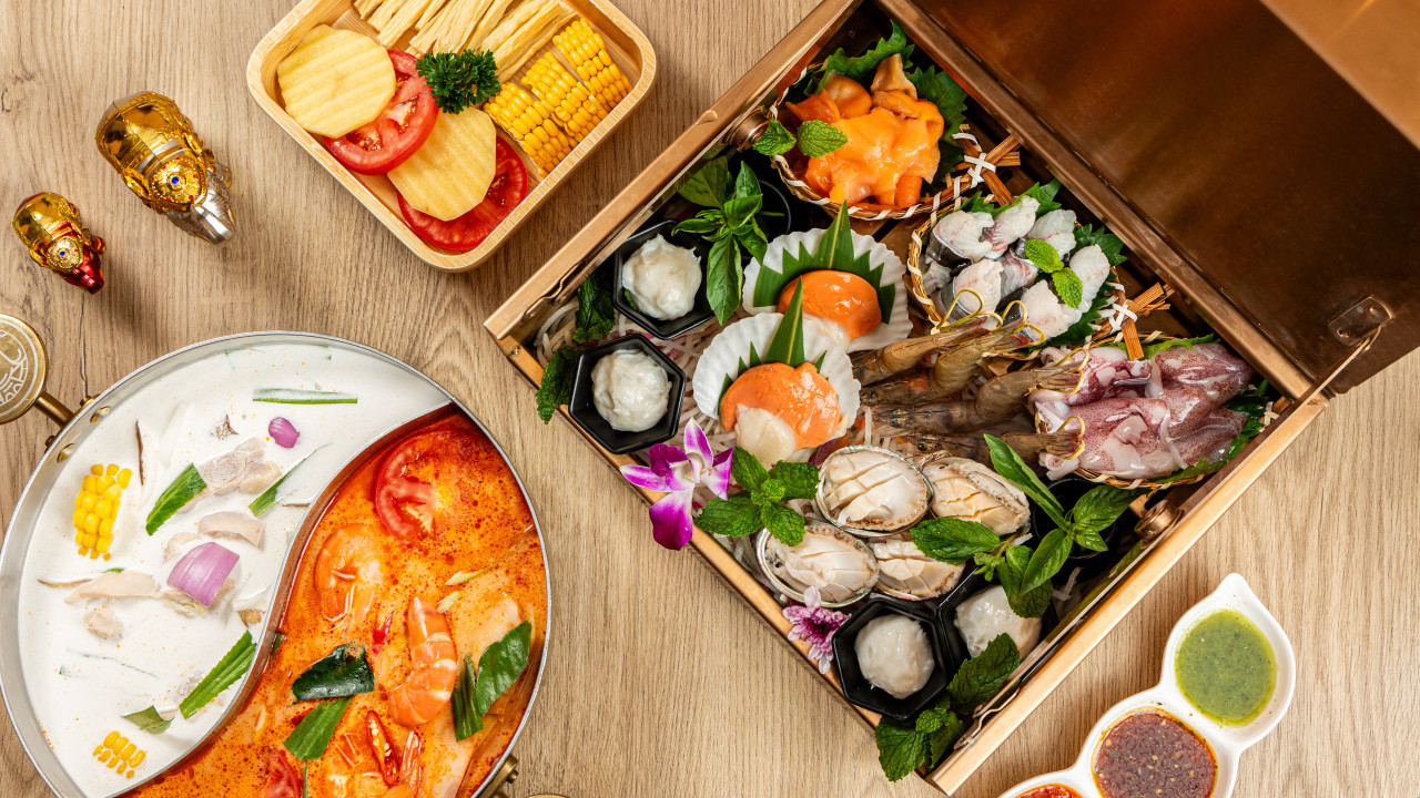 上海人氣泰式火鍋「四面泰」將首度登陸香港！招牌秘製冬蔭功鮮蝦鍋／生猛海鮮拼盤／泰式椰皇凍／新張送泰式手標啵啵奶茶