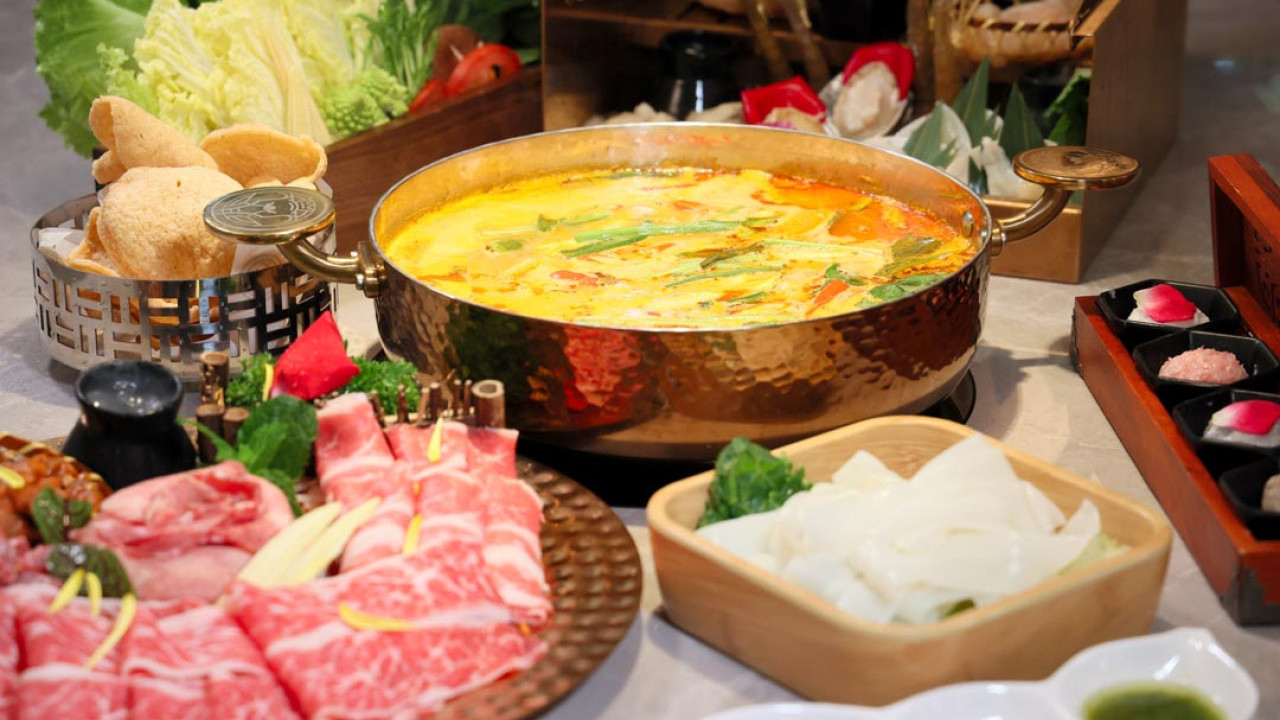 最強冬蔭功火鍋店 開業價惠！388 元連二人用寶藏海鮮金盒