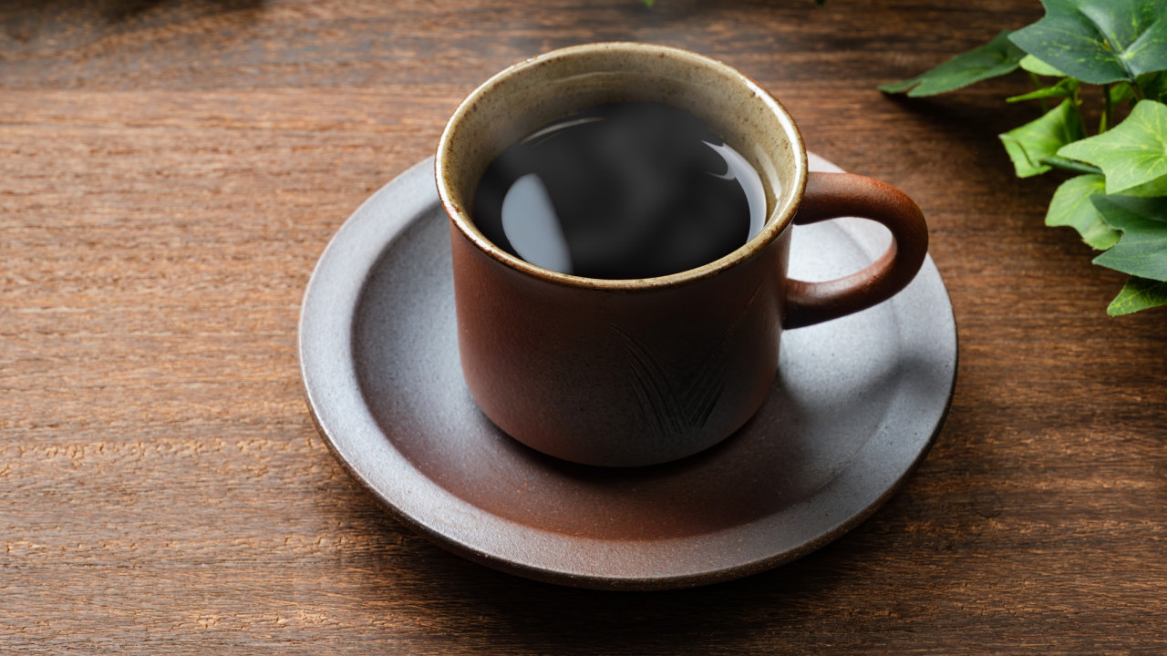 女主播賣咖啡隱晦暗示可壯陽 含禁用成分警方拘近百人涉3億元