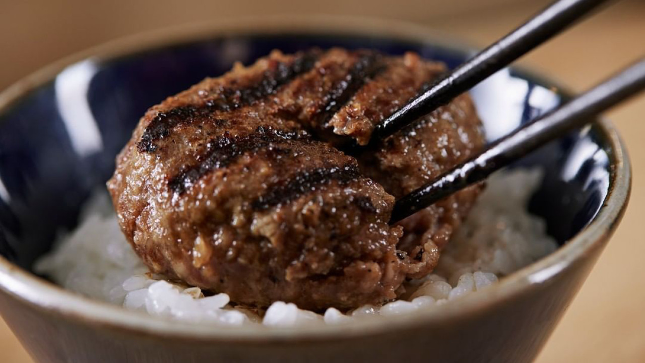 日本過江龍漢堡扒「挽肉と米」進駐香港！牛角老闆黃傑龍：今日同我哋簽咗合約