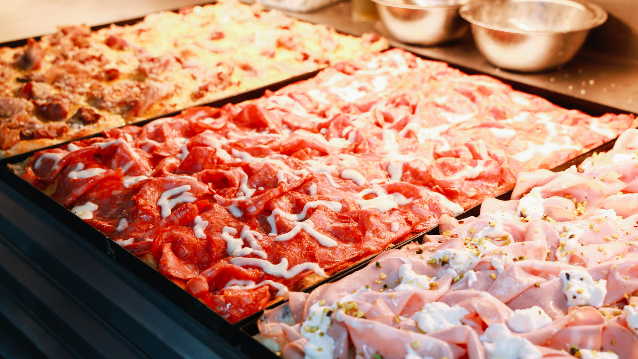 羅馬猛料薄餅店登陸  25 元起 100 克 / 20 多款長形羅馬式薄餅