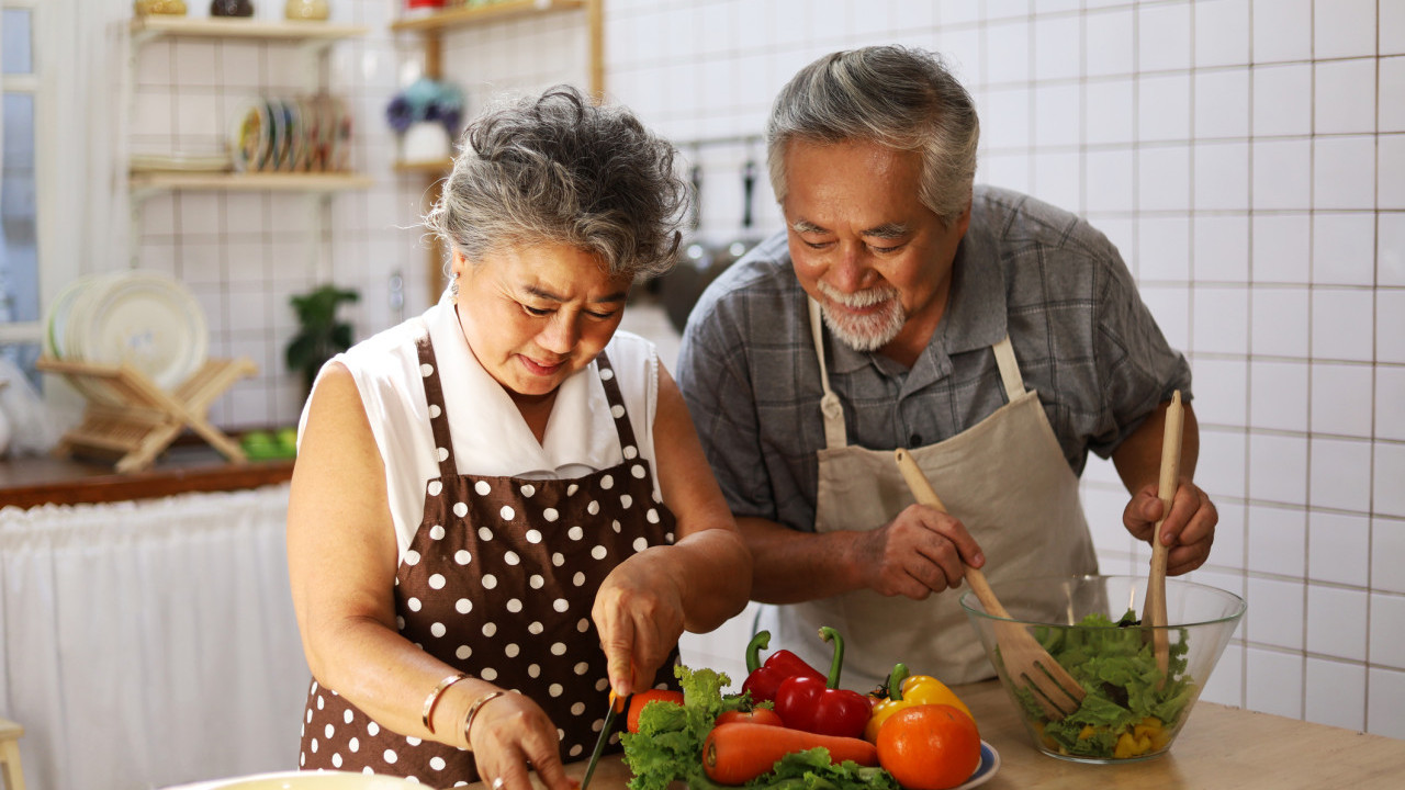 研究：人到3個年齡會斷崖式衰老 大腦遲鈍皮膚變差／醫生9招掃走毒素垃圾