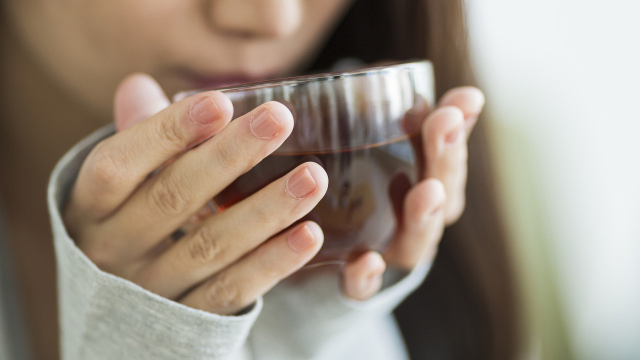 身體健康無三高突然小中風 醫生揭以茶代水惹禍