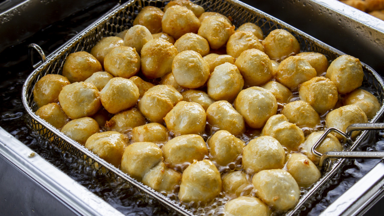 北角旺角散裝魚蛋被驗出金屬雜質甲基汞！　食安中心：有機會影響胎兒腦部發育／損害視力及記憶力