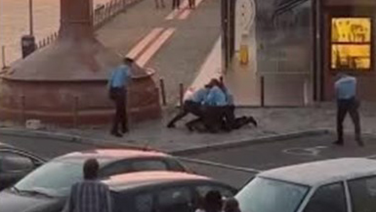 用翻譯軟件點餐誤將石榴變手榴彈 外籍遊客慘被武裝警察包圍拘捕