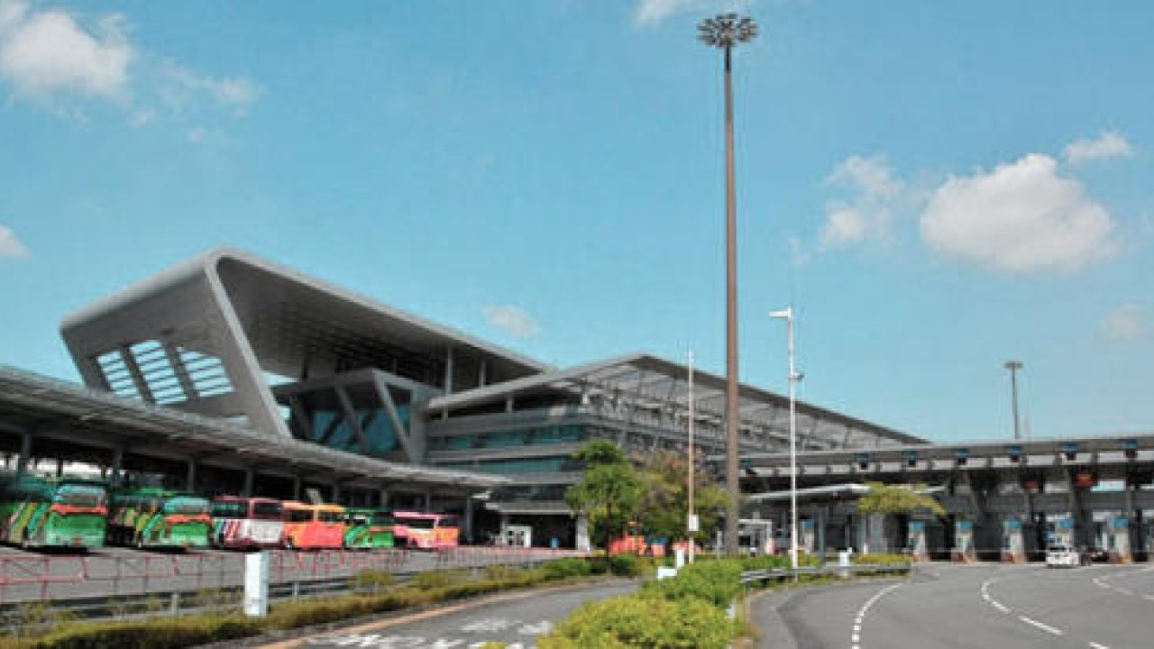 暴雨颱風注意！打風北上交通過關時間︰深圳灣、福田、羅湖各口岸通關開放時間