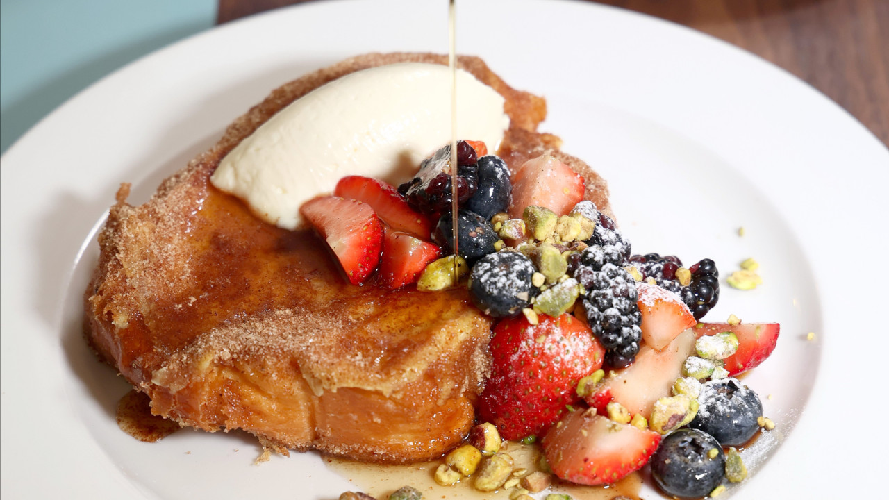 Bakehouse 灣仔店堂食新品 升華版 French Toast / 超厚魚柳包 / 旋風蛋吐司