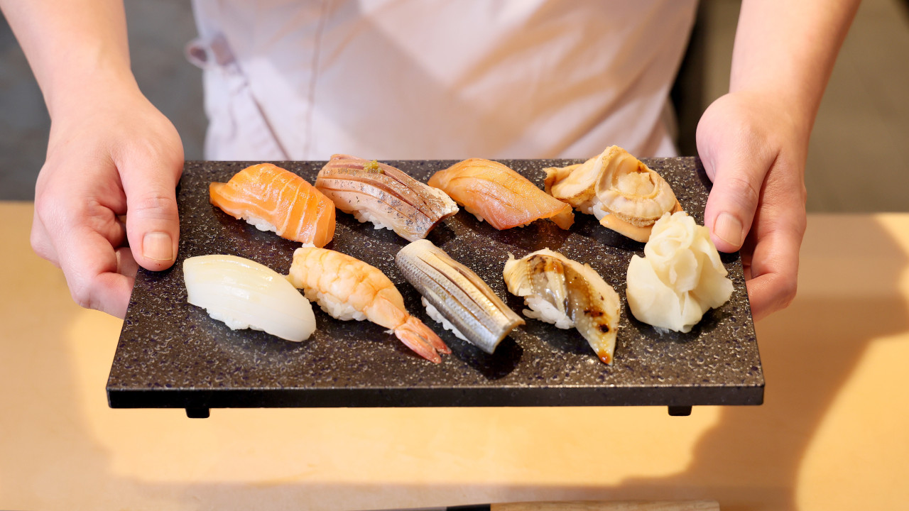 全日大割價！鮨孝 $9 手握壽司  apm 美食廣場特價下午茶 / $58 勁大碗炸蝦丼