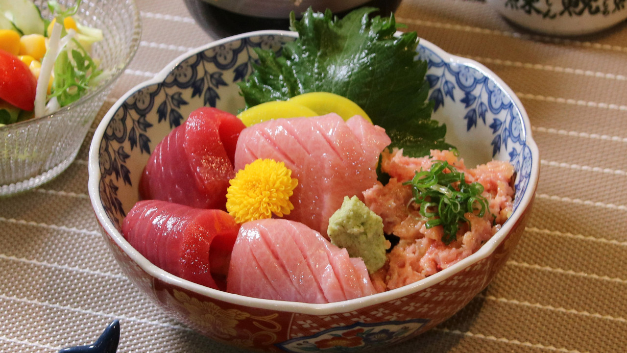 人氣日本料理「鮨樂」登陸奧海城   岩蠔／拖羅丼／和牛巨切壽司半價／原條藍鰭吞拿魚即切即食