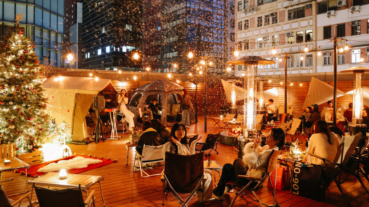 Glamping 主題燒肉店 1 月限定飄雪 + Busking  / 戶外聽歌燒棉花糖至 2am