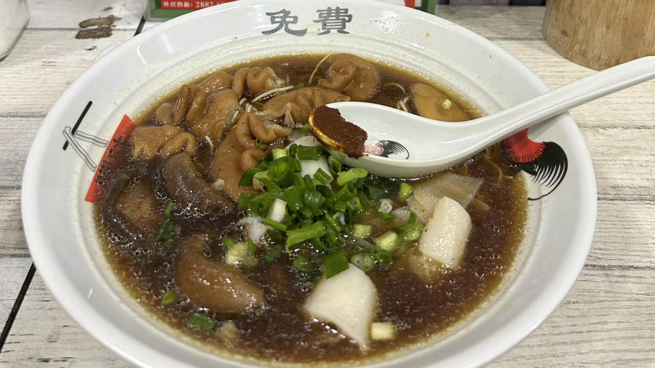 港式車仔麵店免費送車仔麵！碗面中XX即免費食車仔麵