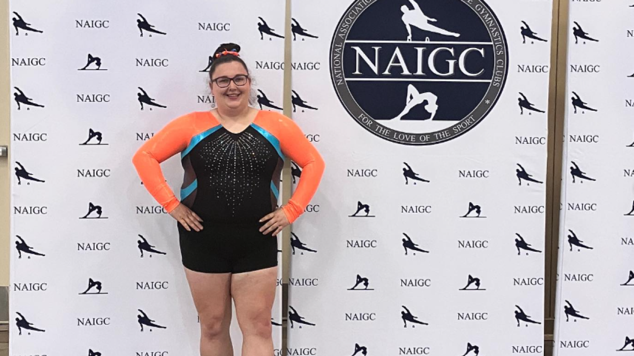 美國大碼體操選手翻轉刻板印象  靈活打關斗贏盡掌聲！吸近百萬粉絲大讚佩服