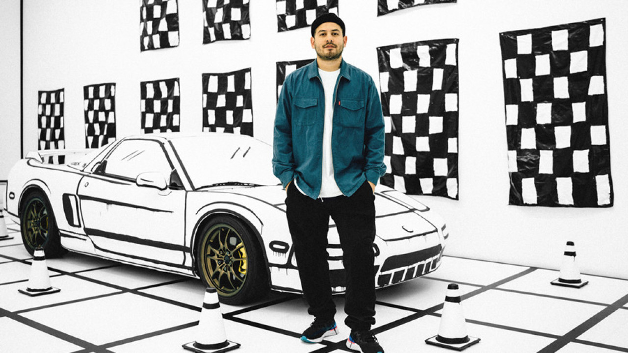 將黑白漫畫帶到現實  美國藝術家街頭駕駛2D汽車！