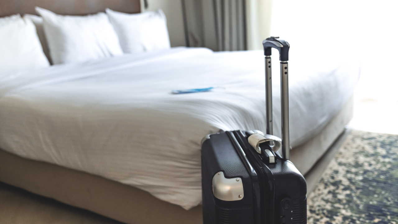 點解台灣酒店一定會放安全套？原來唔係為情趣！真實原因公開「唔放會出事」