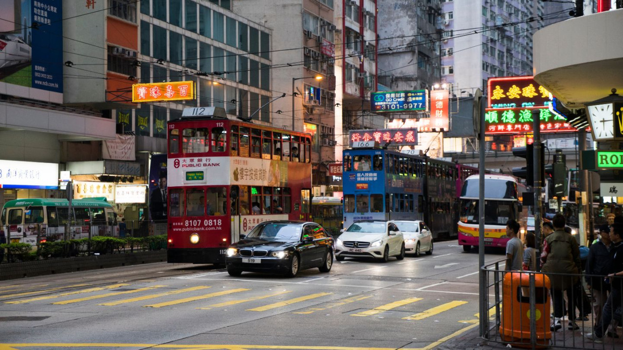 平安夜Call車貴到癲？ Uber對手突派 $310 優惠券 實測：真係做到「$0」搭車？ (附避開加價潮攻略)