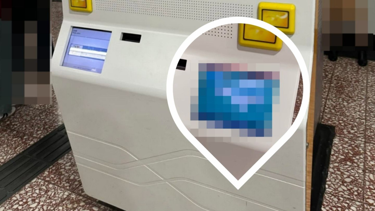 返工咁得閒？數碼服務站驚現打機畫面 網民錯重點：原來仲有人玩呢款Game？