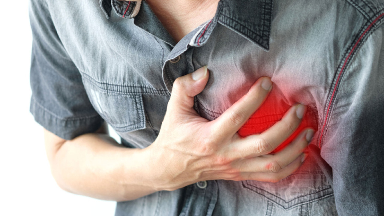 AI Analysis Links Stress & Heart Aging: Could Financial Pressure Accelerate Decline?