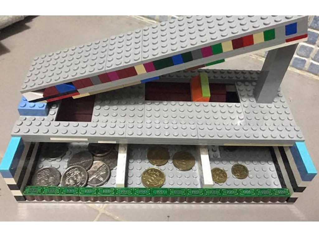 Lego 版「神沙」自動分類機 澳門樂高迷創意製作