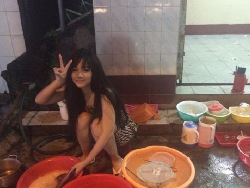 越南孝順美女洗碗洗到變網紅？
