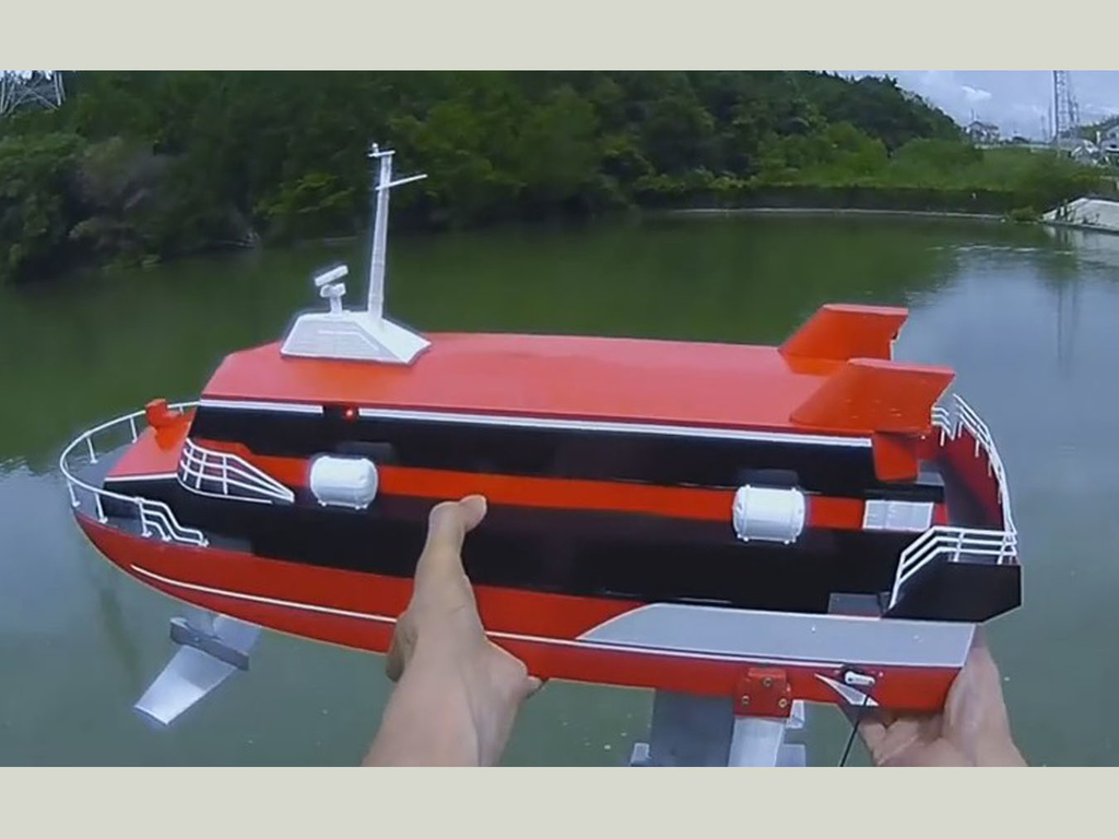 【睇片】3D 打印 遙控水翼船啟航