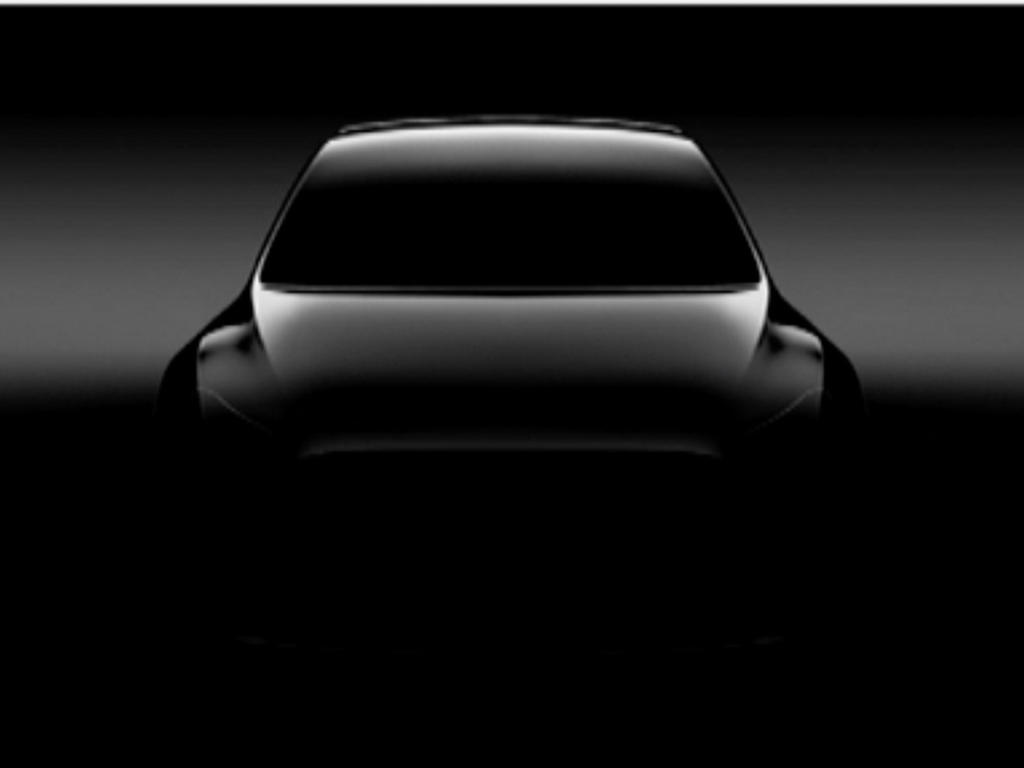 Tesla Model Y 首次「亮相」！細碼 SUV 發威