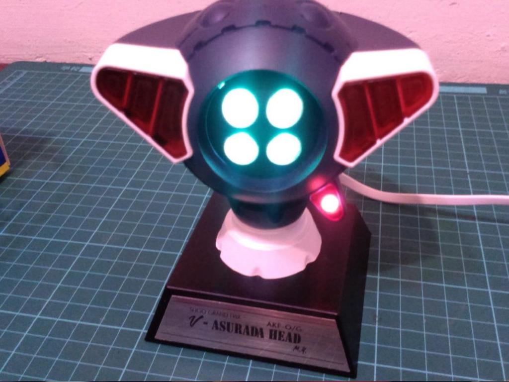 《高智能方程式》新雷神 AKF 可動機械頭！網民：只差不能發聲