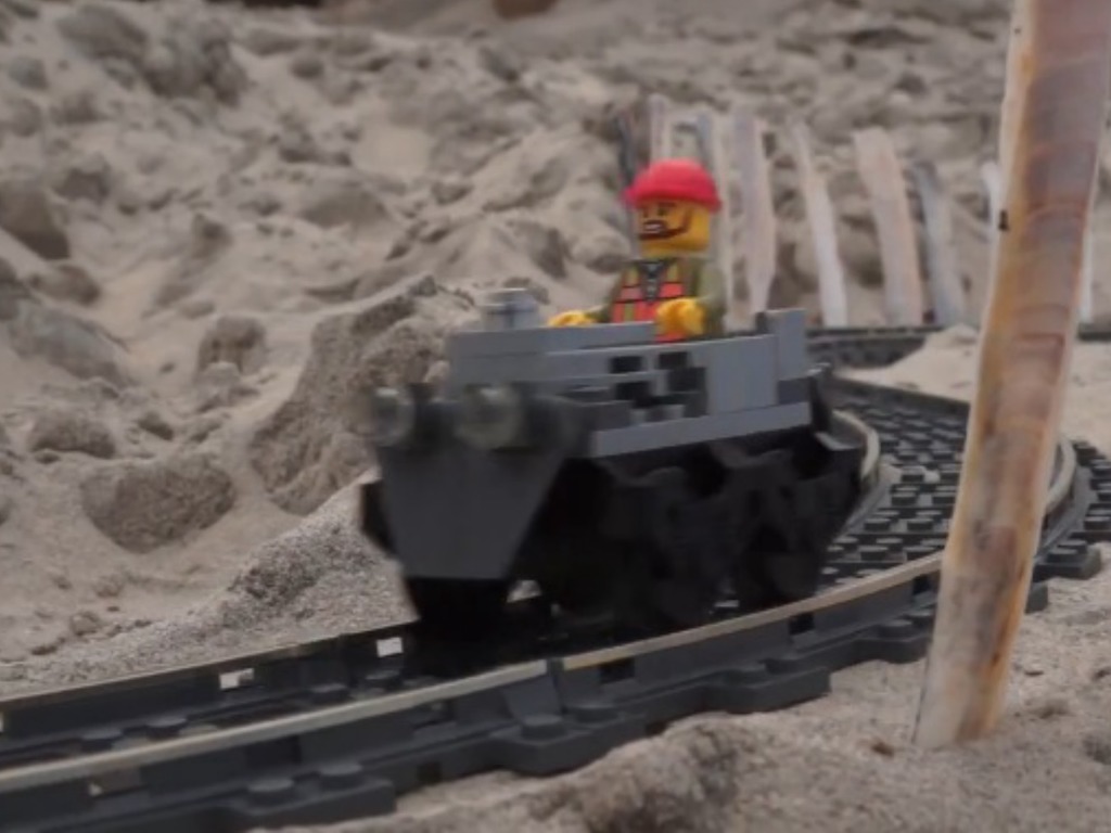 去沙灘玩 LEGO？樂高人仔沙灘鐵道大冒險