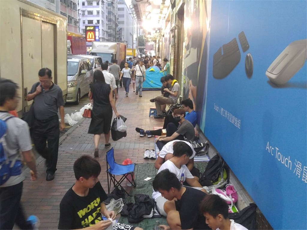 腦場電腦節緊急安排 排隊貨已截龍延期
