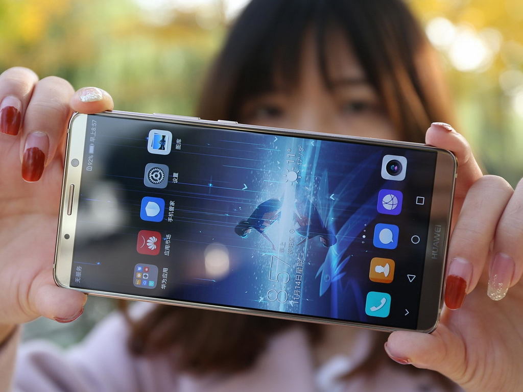 iPhone X 最排第三？《福布斯》選華為 Mate 10 Pro 為最佳手機！