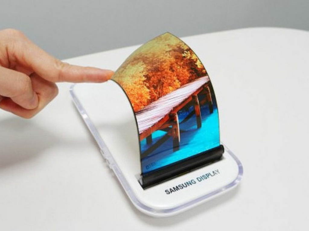 Galaxy X 快將登場！Samsung 新專利展示新機外形！