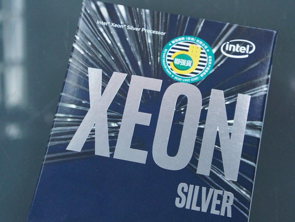 八核心新貴！  銀牌 Xeon 突現腦場